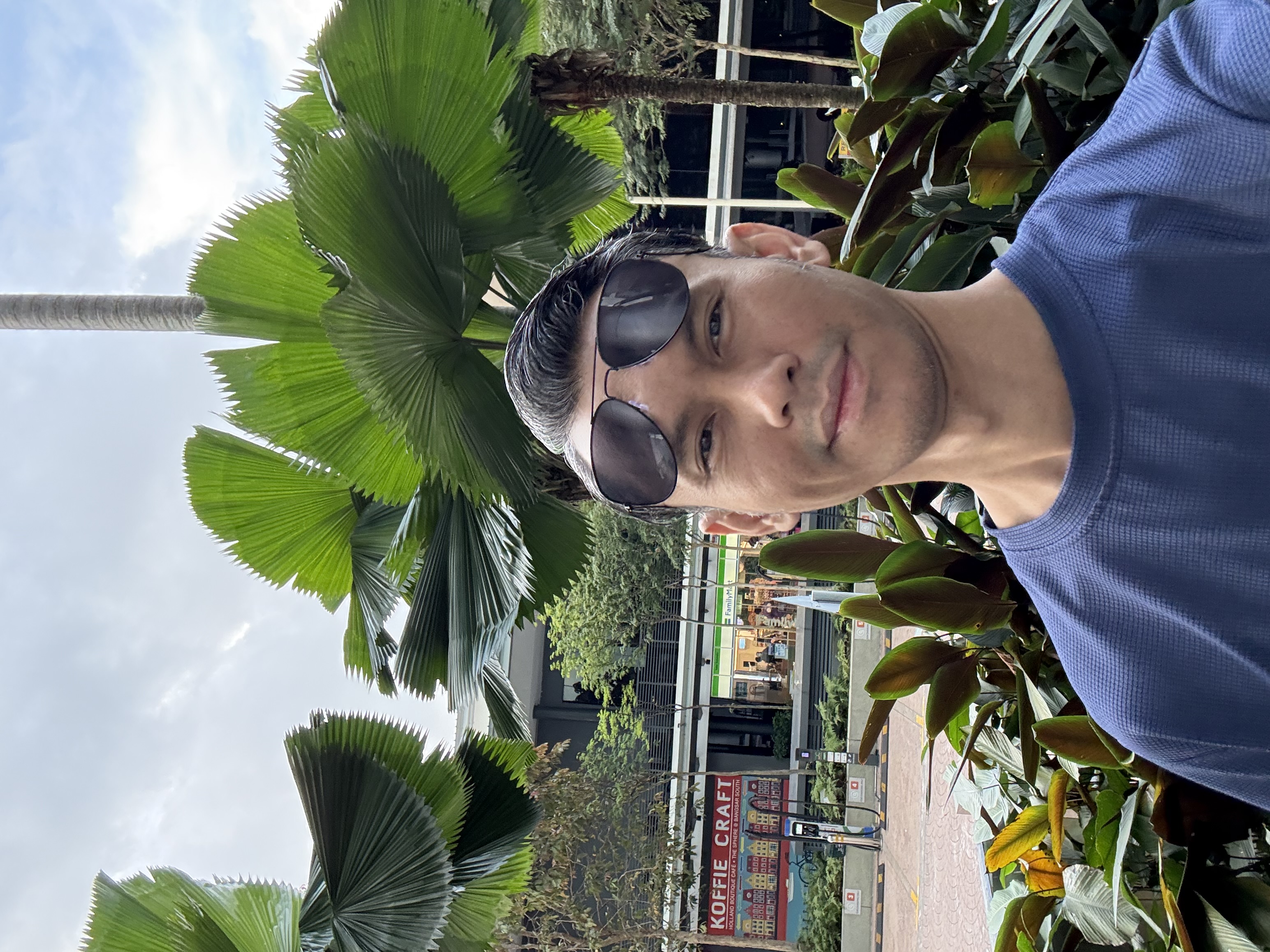 MOHAMMAD ABU MOKHZIN